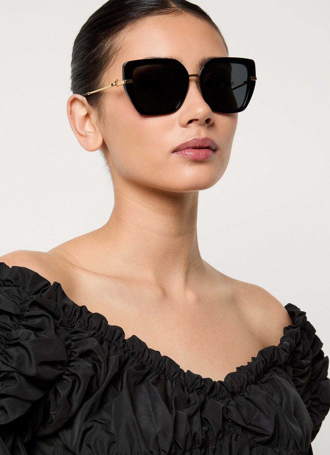 Dolce & Gabbana Butterfly zonnebril DG4474 - voorkant 2 zwart