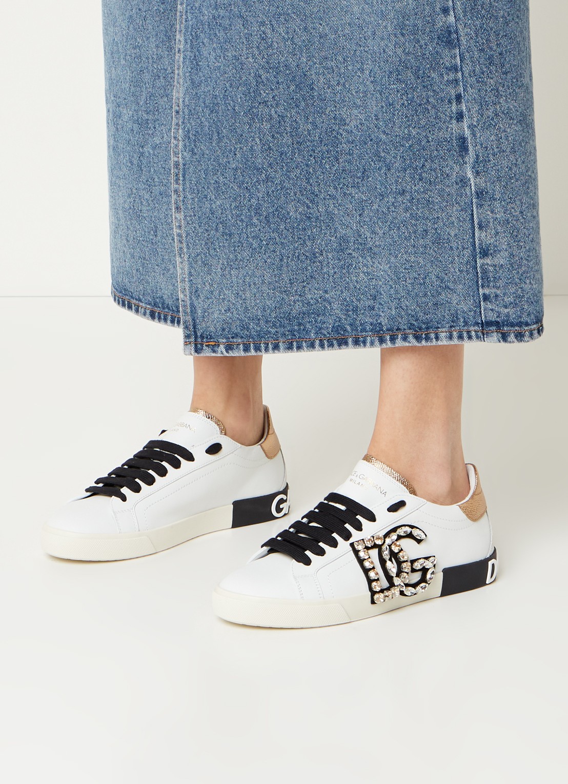 Dolce & Gabbana Portofino Vintage sneaker van kalfsleer met strass - voorkant 2 wit