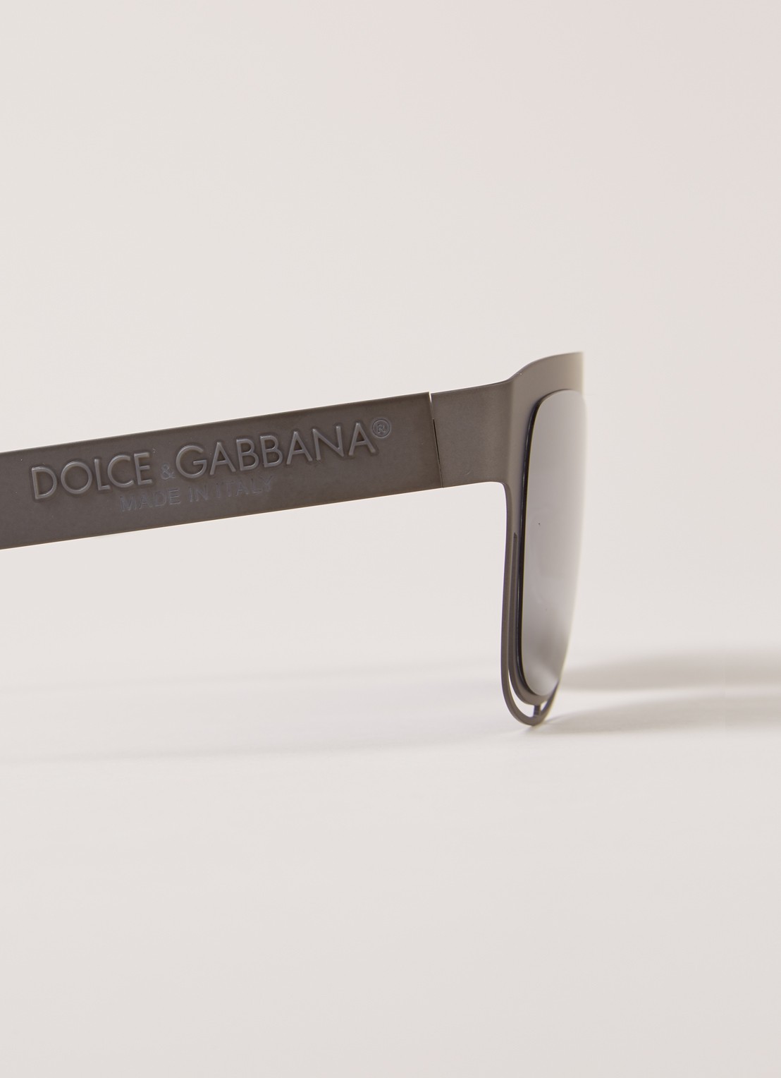 Dolce & Gabbana Zonnebril DG2232 - detail 3 grijs