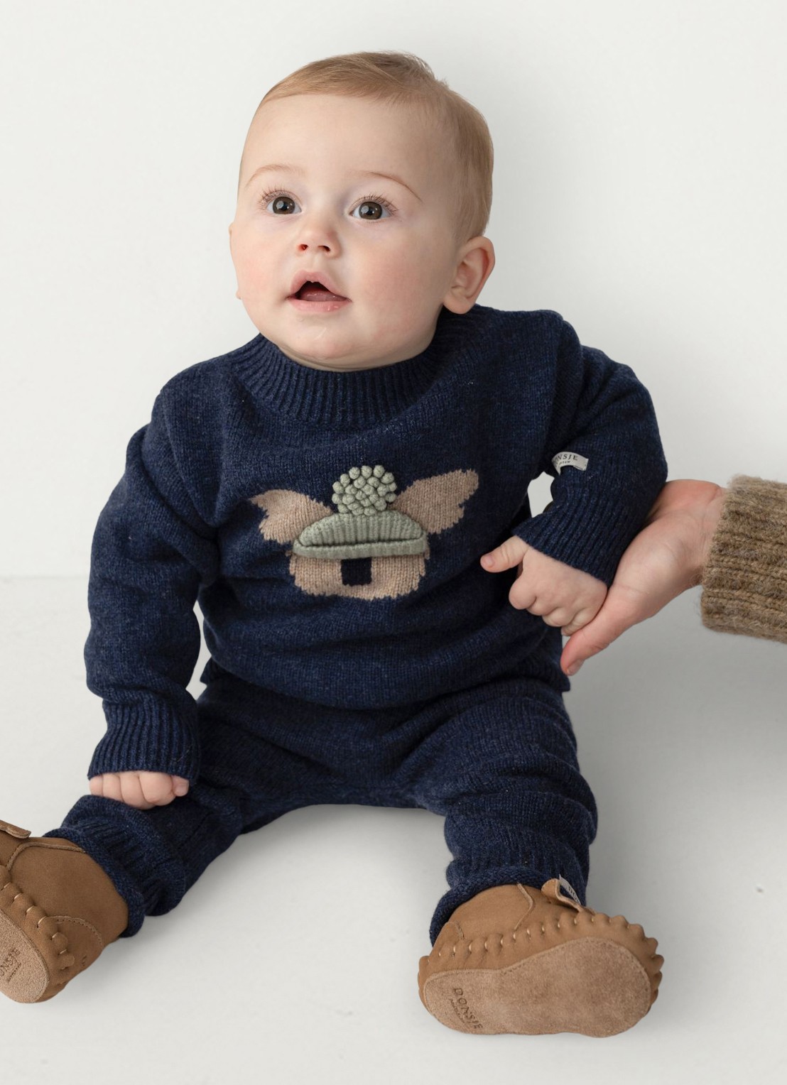 Donsje Amsterdam Denn Merino Wool Sweater | Lammy - voorkant 10 donkerblauw