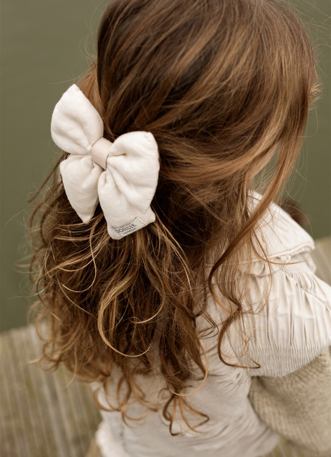 Donsje Amsterdam Haarcllip met strikdetail - voorkant 2 roze