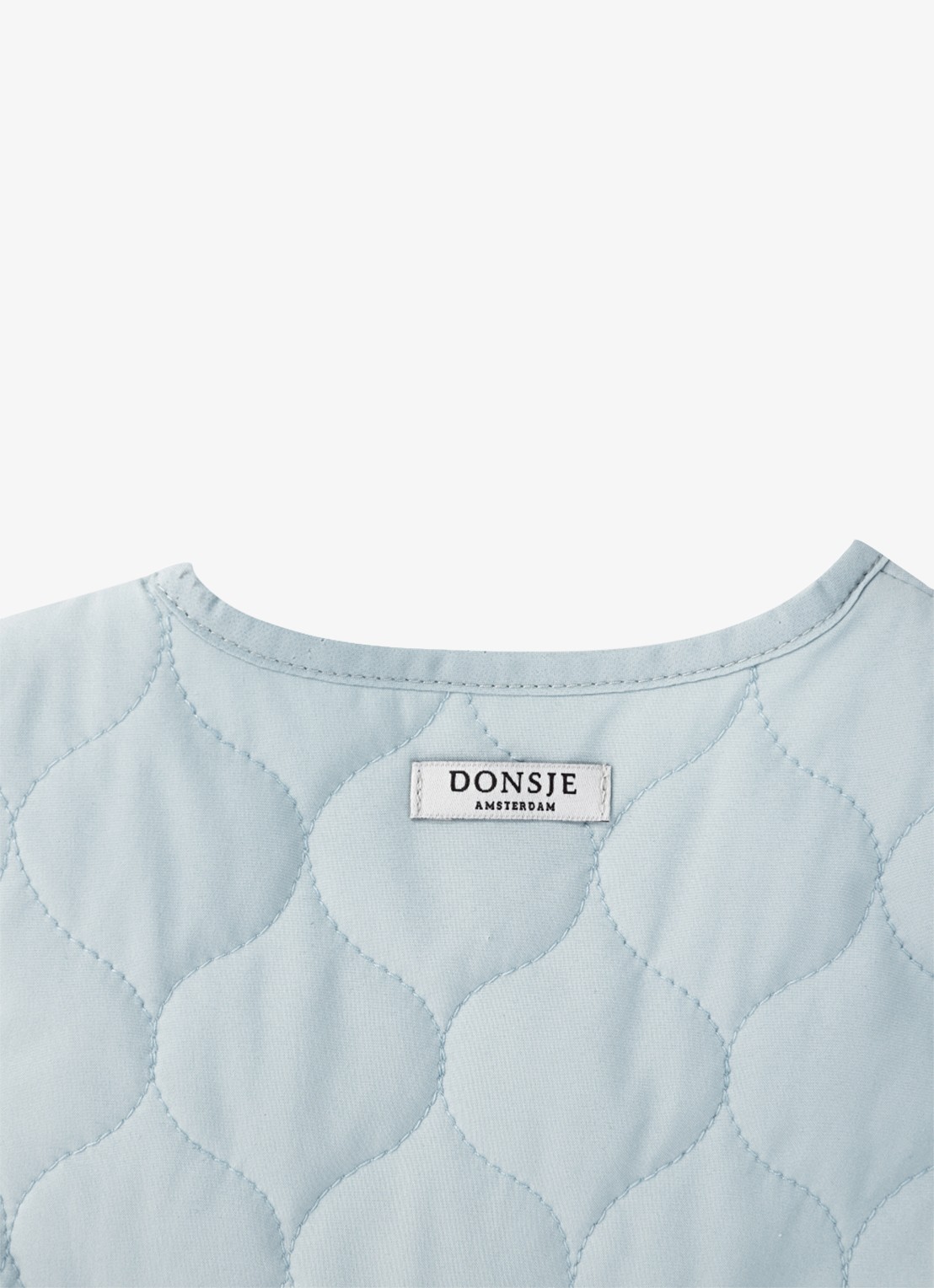 Donsje Amsterdam Ilsa jurk met quilt patroon - detail 7 lichtblauw