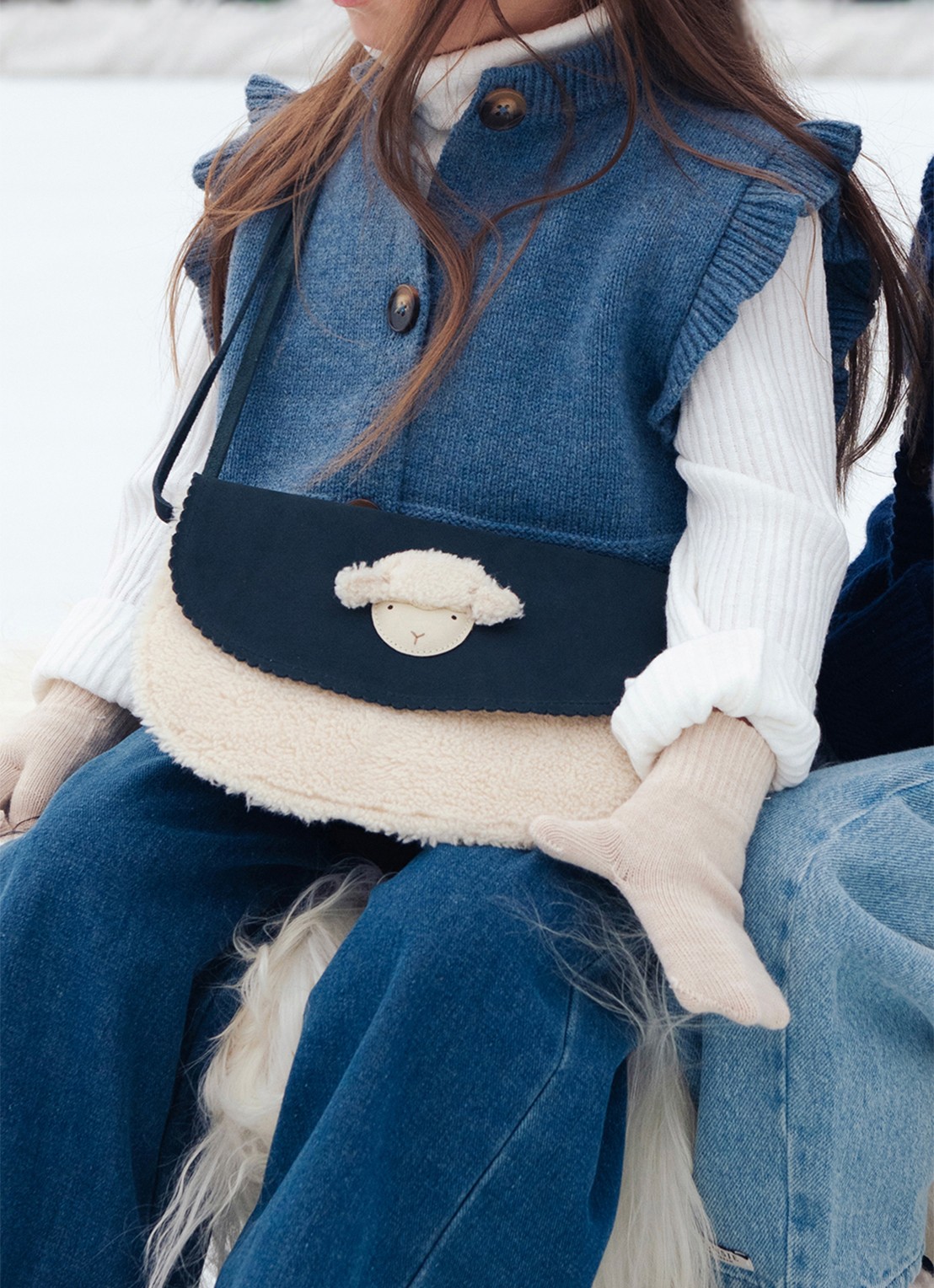 Donsje Amsterdam Ismay crossbody tas - voorkant 3 donkerblauw