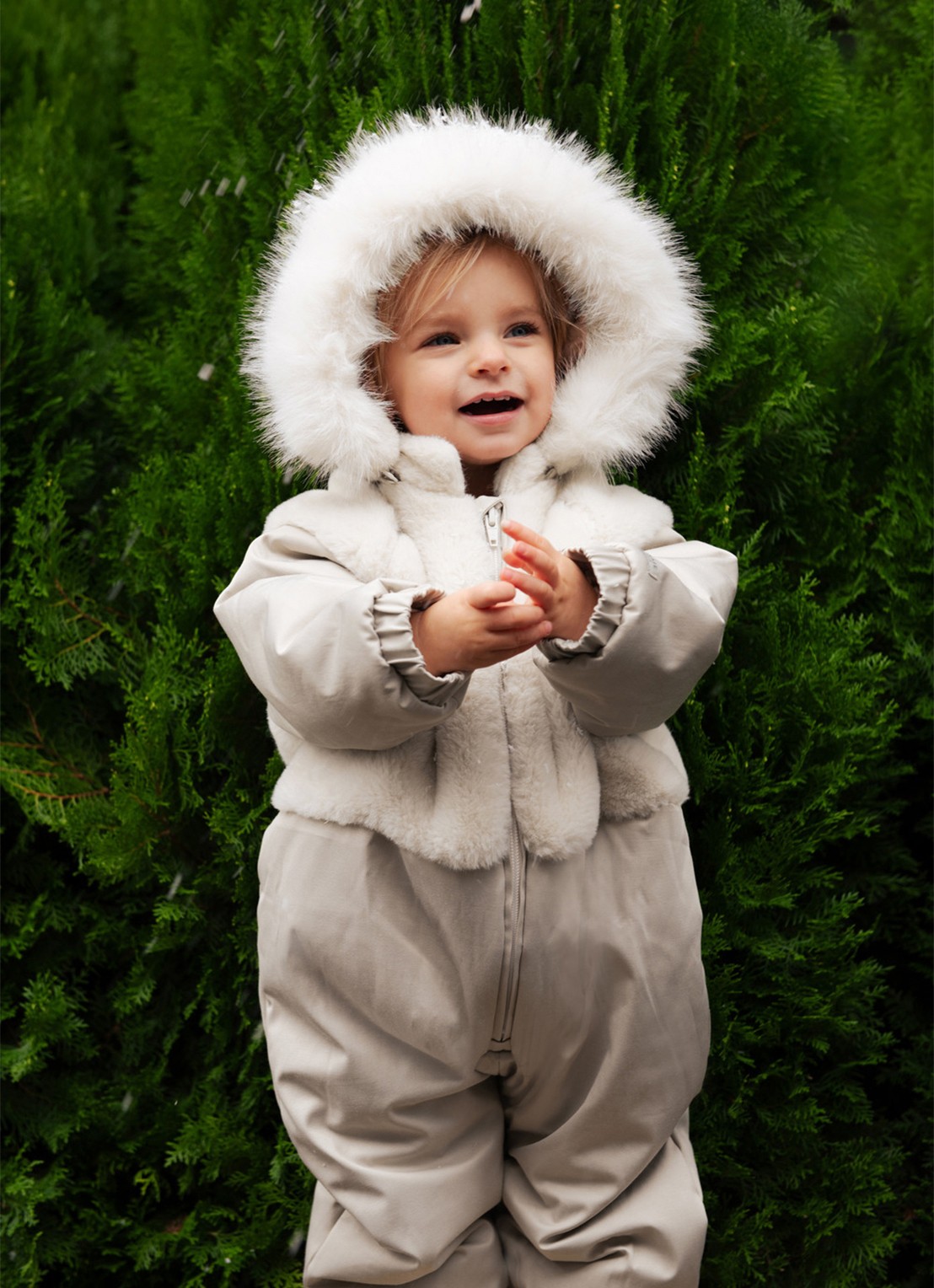 Donsje Amsterdam Maevie babypak met imitatiebont - voorkant 3 grijs