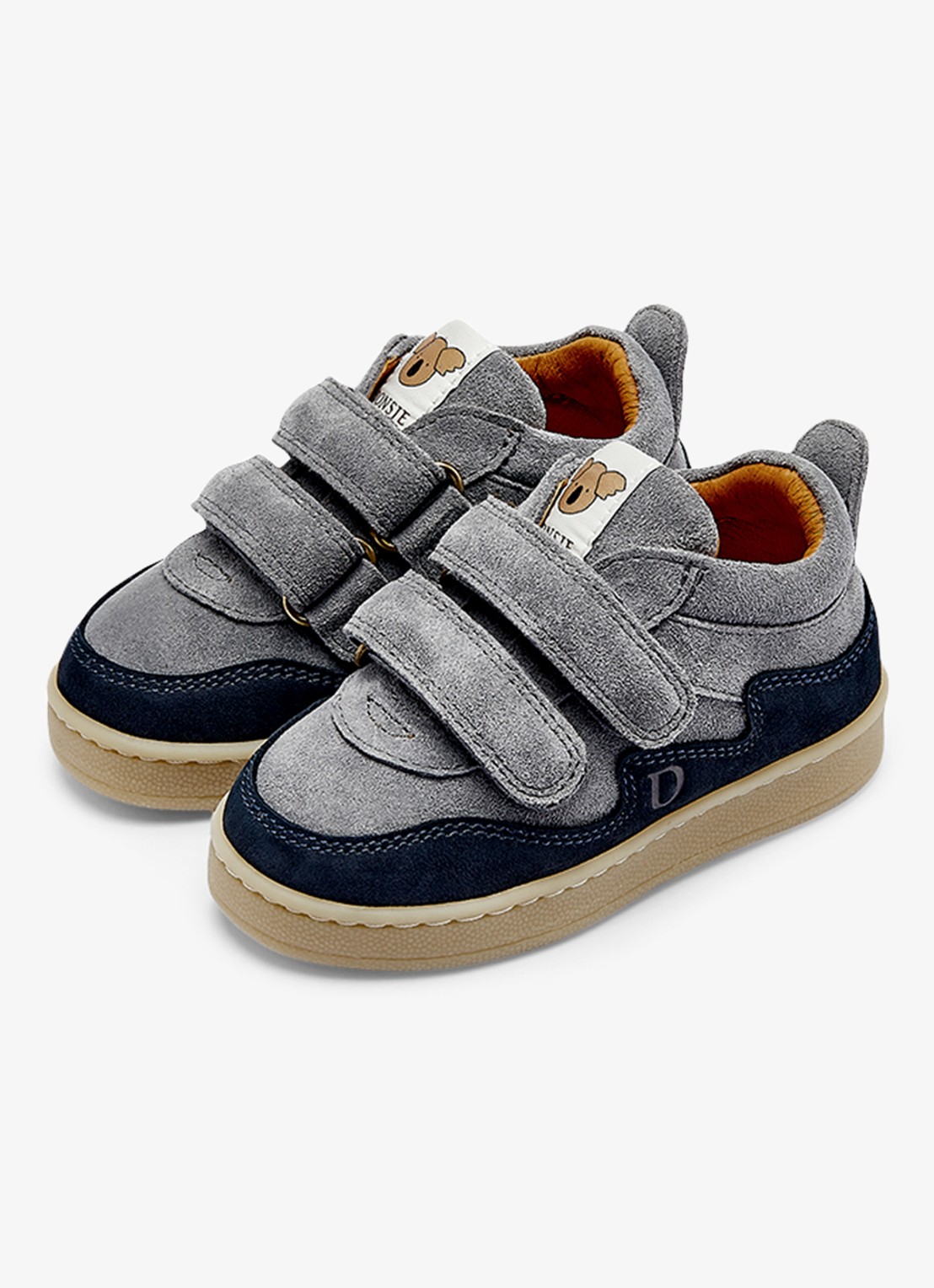 Donsje Amsterdam Pivalo sneaker van leer - voorkant 6 lichtblauw