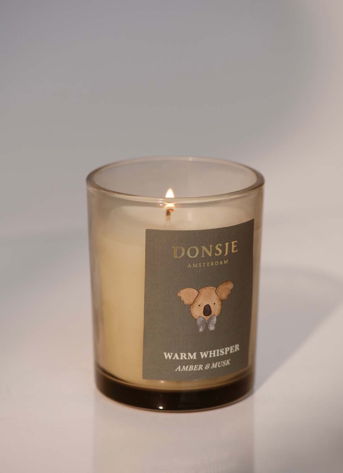 Donsje Amsterdam Warm Whisper geurkaars 240 gram - voorkant 4 multicolor