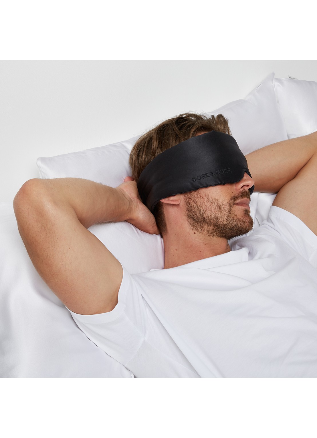 Dore & Rose Deep Sleep Mask - slaapmasker van zijde - detail 3 nº 18 ébène du chêne