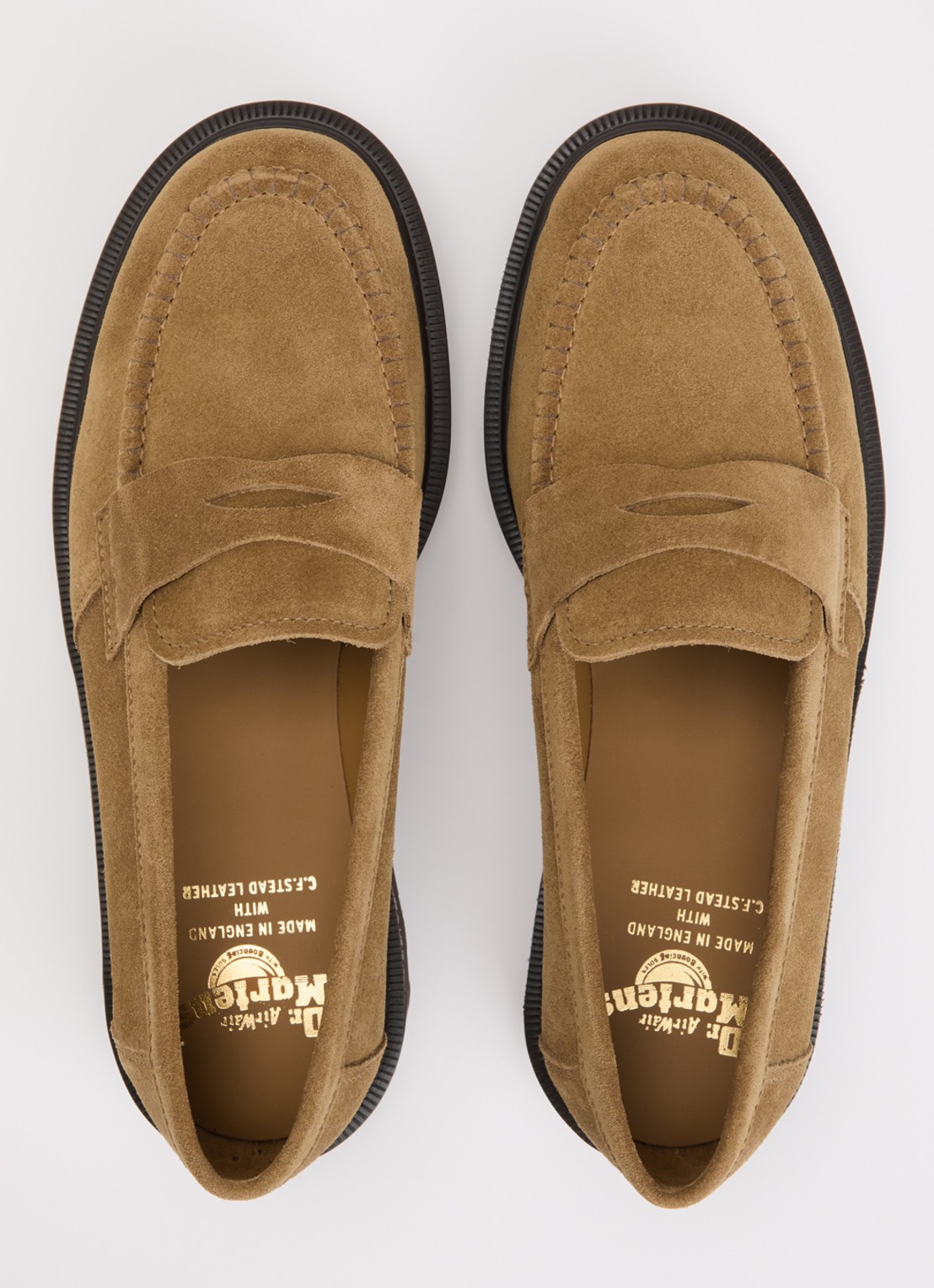 Dr. Martens Delapre loafer van kalfssuède - detail 4 camel