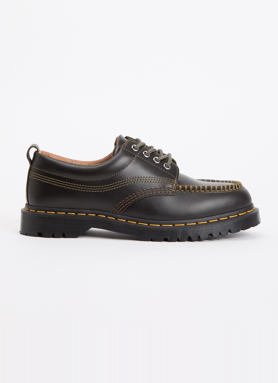 Dr. Martens Lowell veterschoen van leer - voorkant 5 zwart