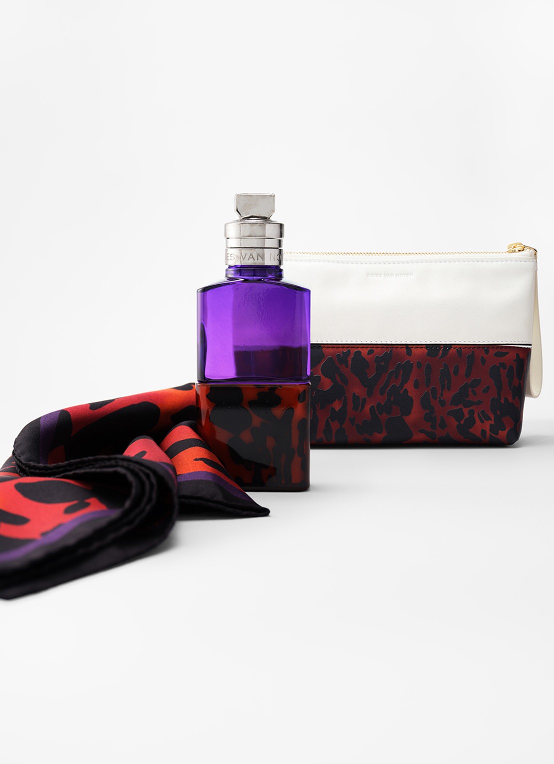 Dries Van Noten Foulard Fleur du Mal - zijden sjaal 75 x 75 cm - achterkant fleur du mal