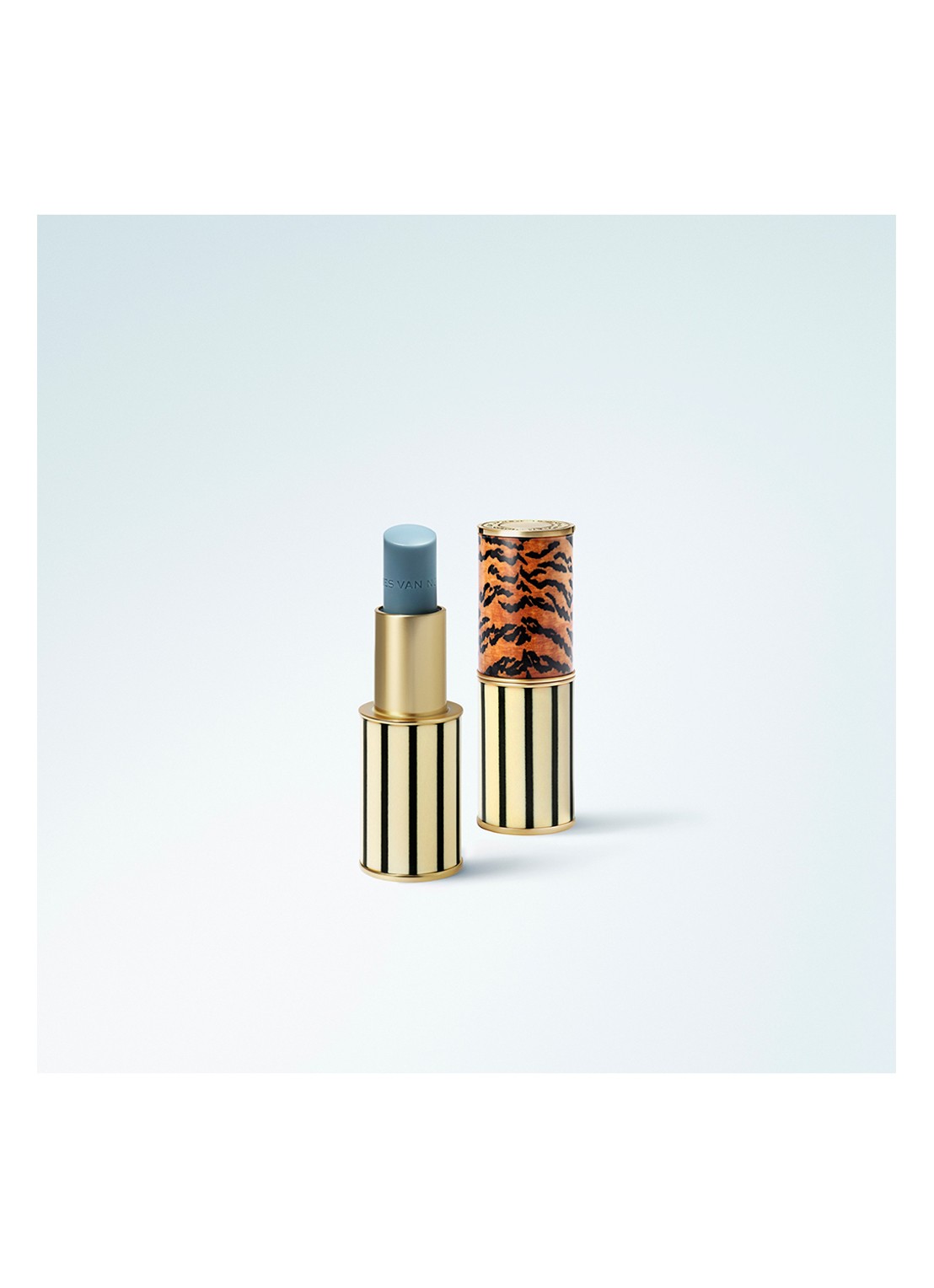 Dries Van Noten Lip Balm - lippenbalsem - voorkant 7 005 frosted blue