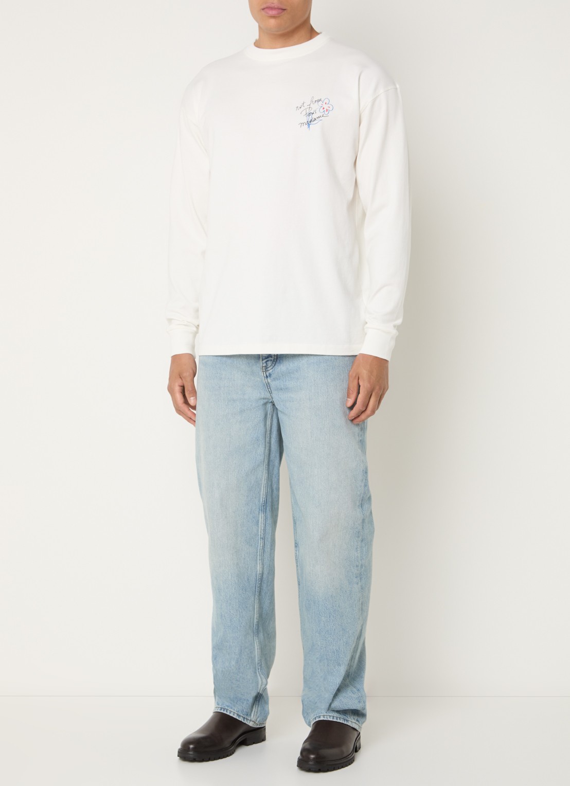 Drôle de Monsieur Esquisse longsleeve met logo- en backprint - voorkant 4 gebroken wit
