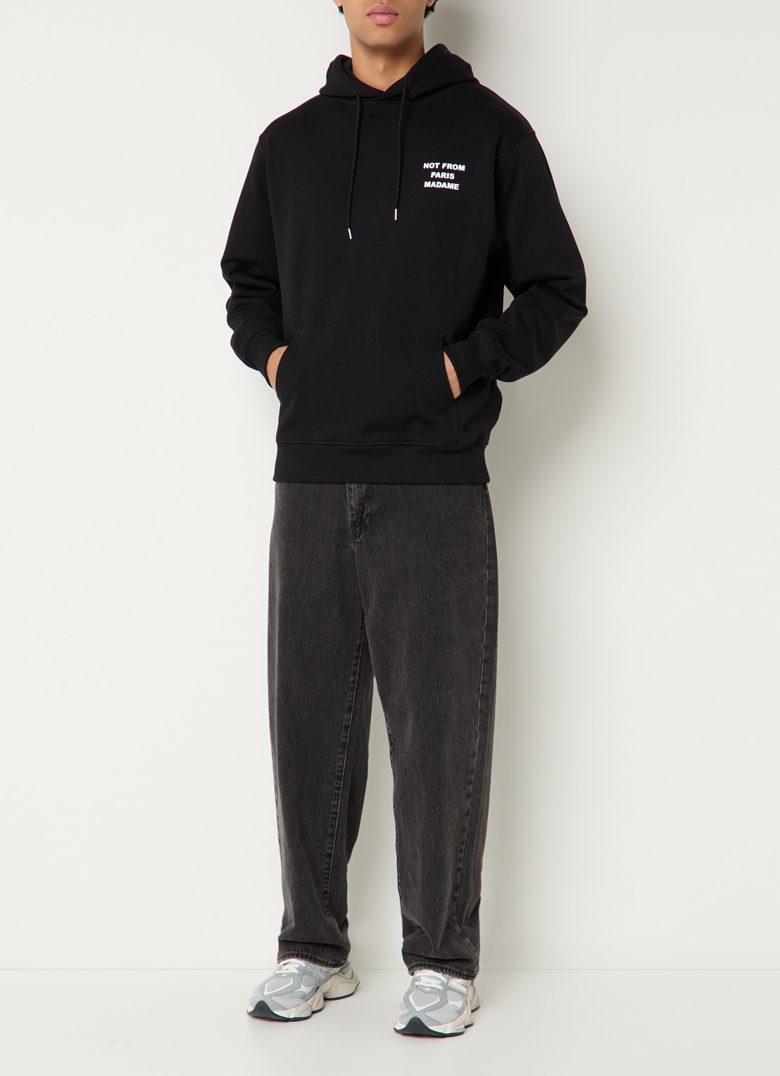 Drôle de Monsieur Hoodie met front- en backprint - voorkant 3 zwart
