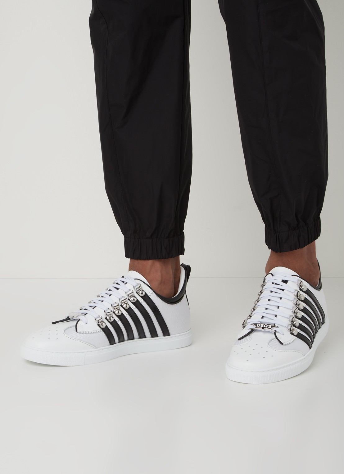 Dsquared2 251 sneaker met kalfsleren details - voorkant 5 wit
