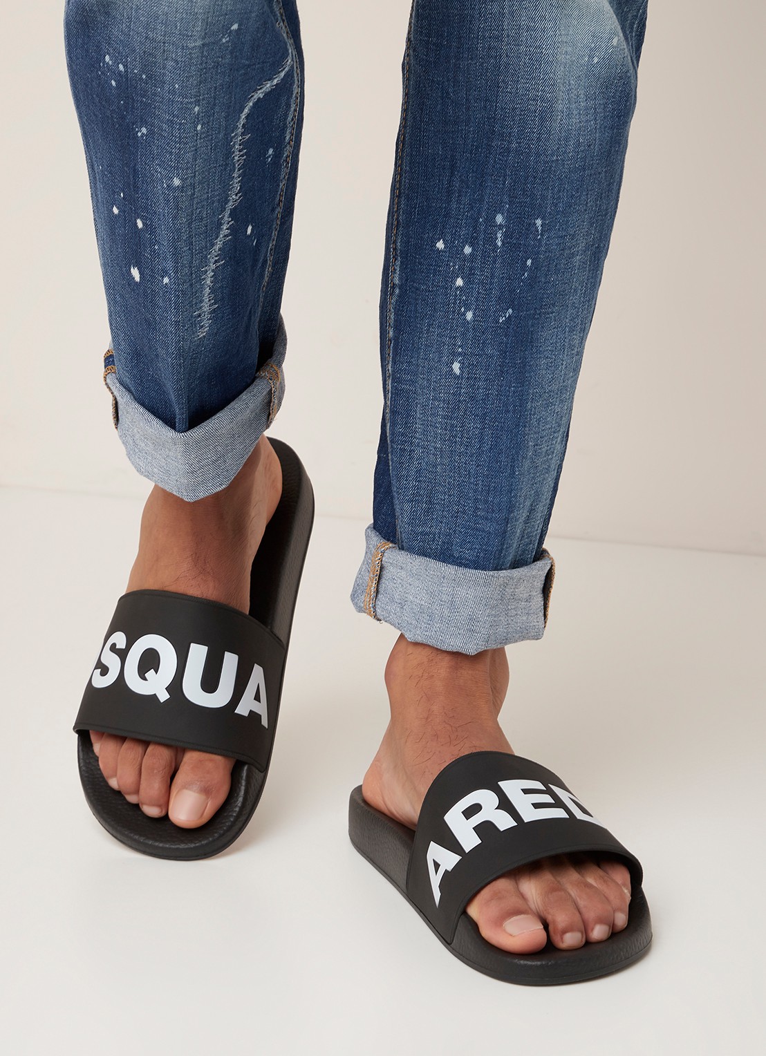 Dsquared2 Badslipper met logo - voorkant 2 zwart