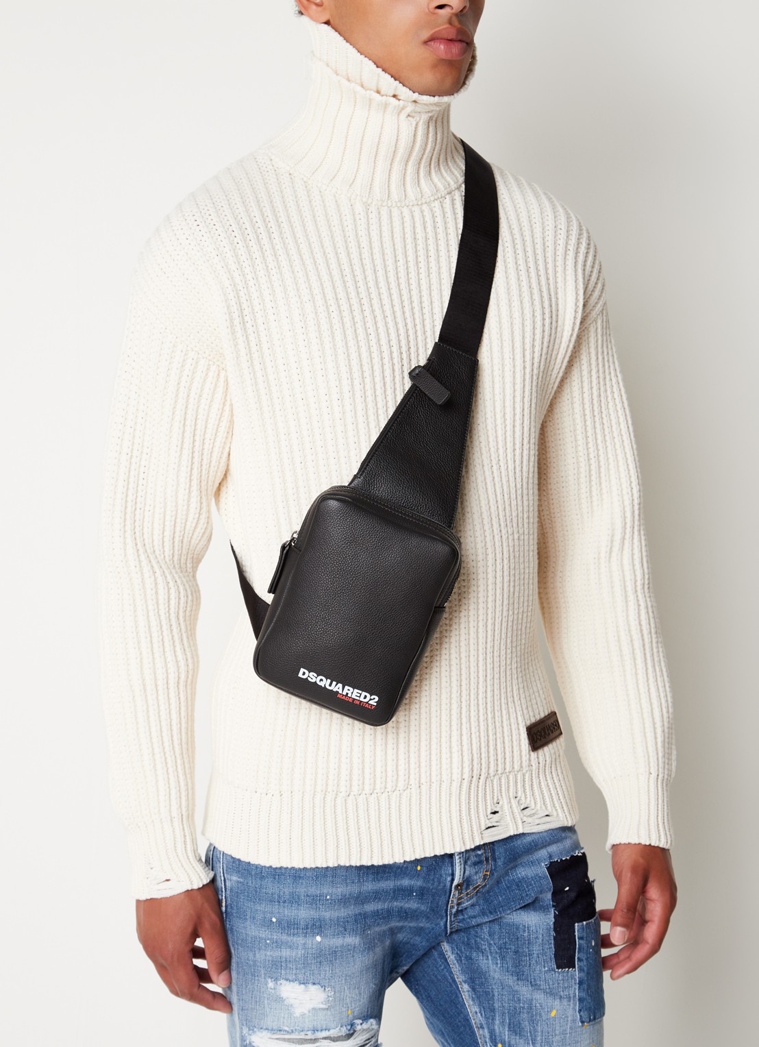 Dsquared2 Bob crossbodytas van leer met logo - voorkant 6 zwart
