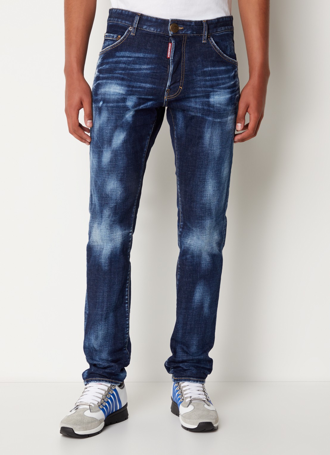 Dsquared2 Cool Guy slim fit jeans met verwassen afwerking - detail 4 indigo