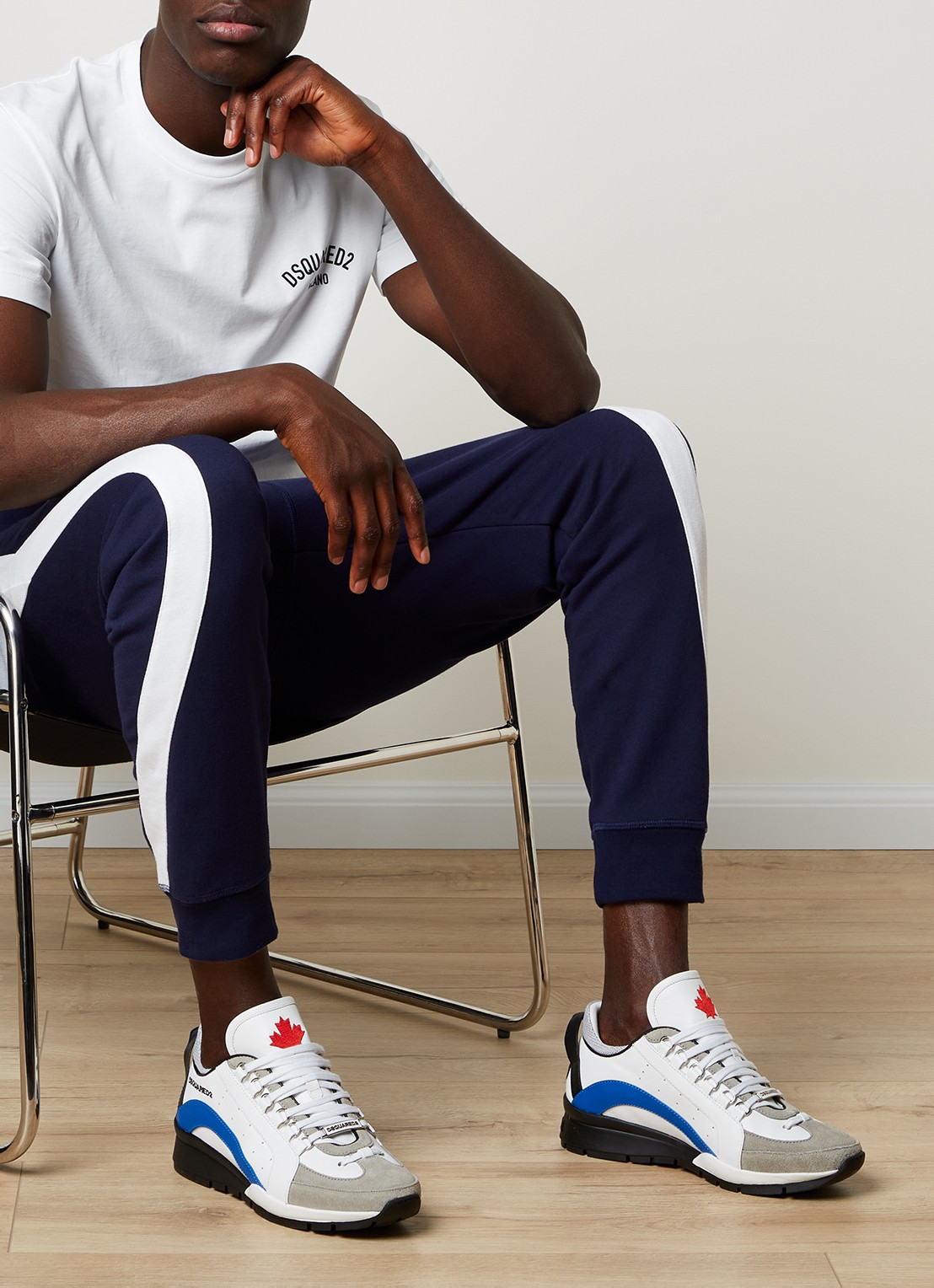 Dsquared2 Legendary sneaker van kalfsleer met suède details  - voorkant 2 wit