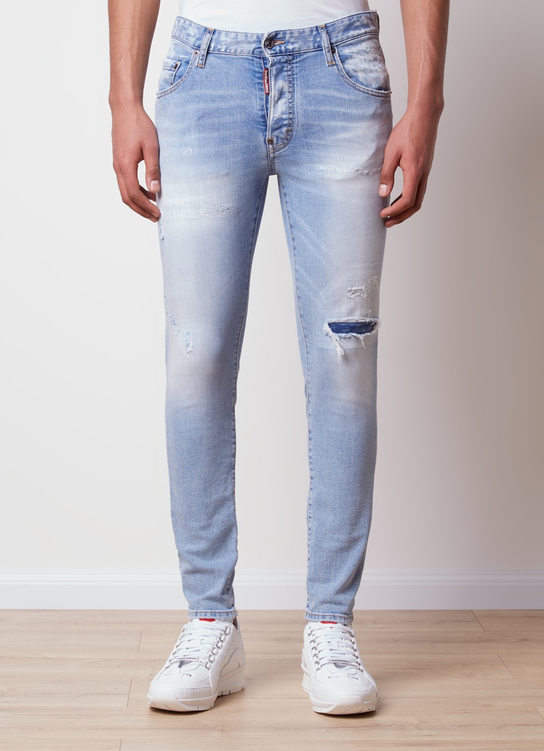 Dsquared2 Skinny jeans met lichte wassing en destroyed afwerking - detail 3 indigo