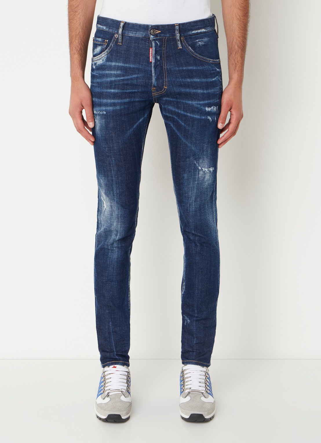 Dsquared2 Slim fit jeans met destroyed afwerking  - detail 2 indigo
