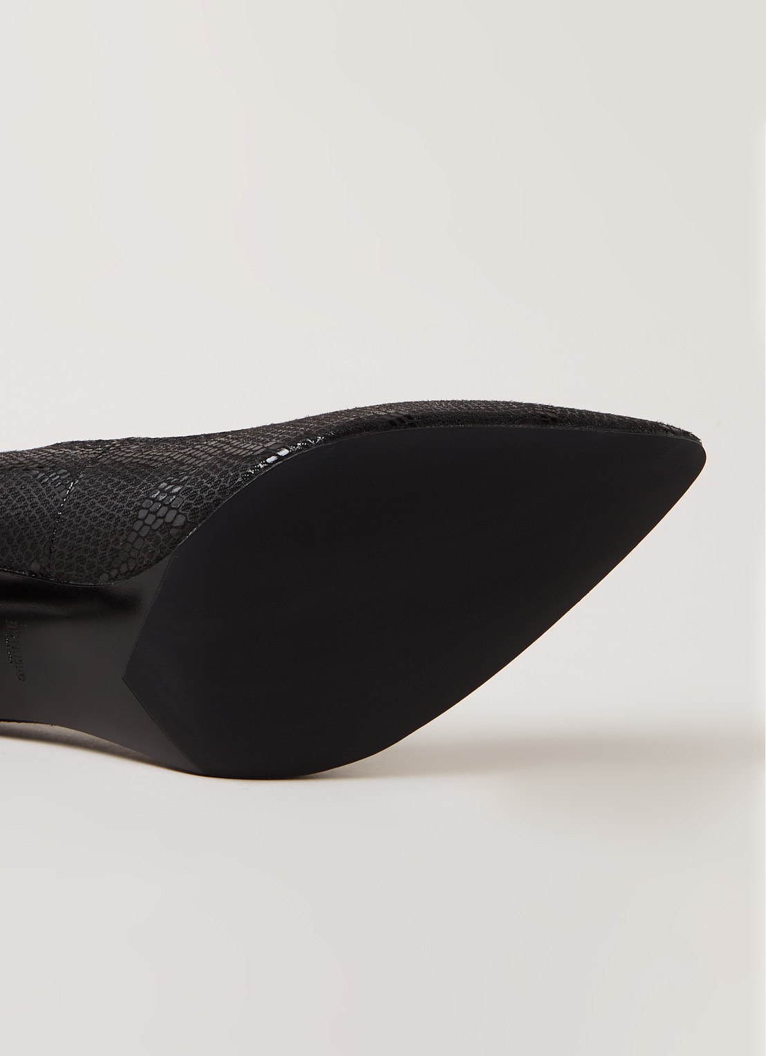 Dune London Anna pump met slangenstructuur - detail 5 zwart