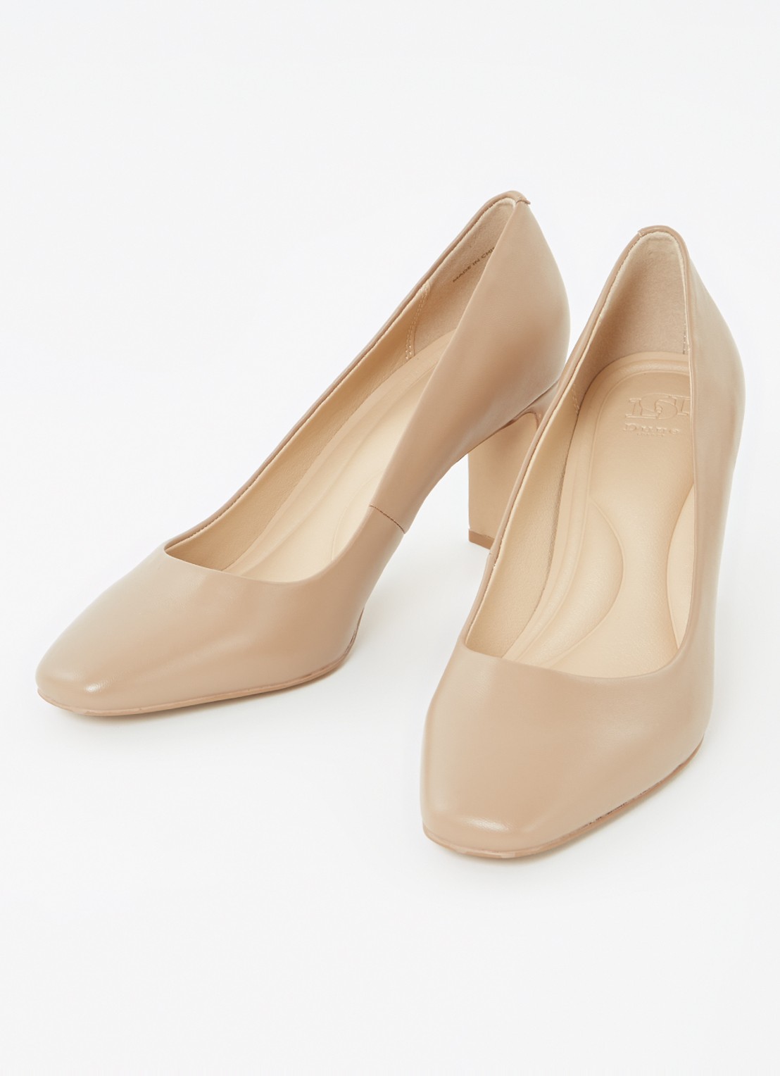 Dune London Arriving pump van leer - detail camel