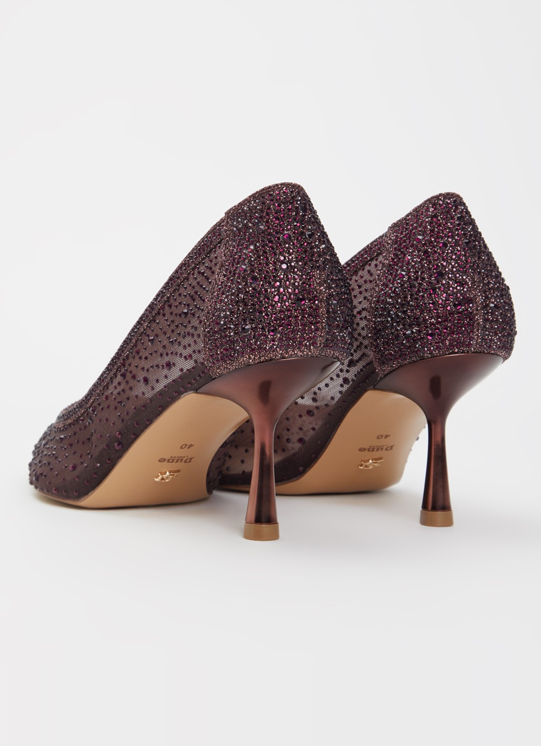 Dune London Brivelle pump van mesh met strass - achterkant 4 bordeauxrood