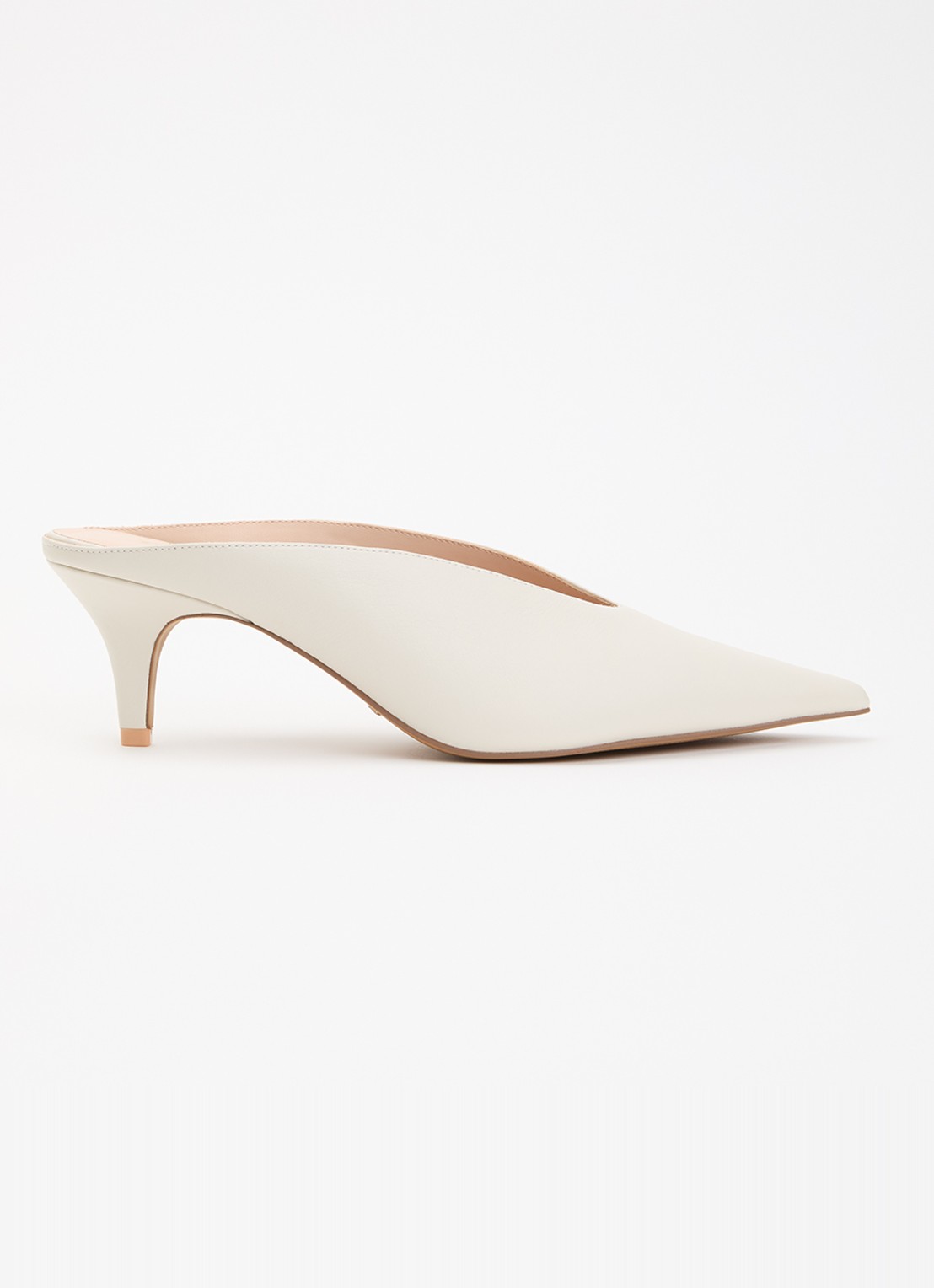 Dune London Decisive muiltje van leer - voorkant creme