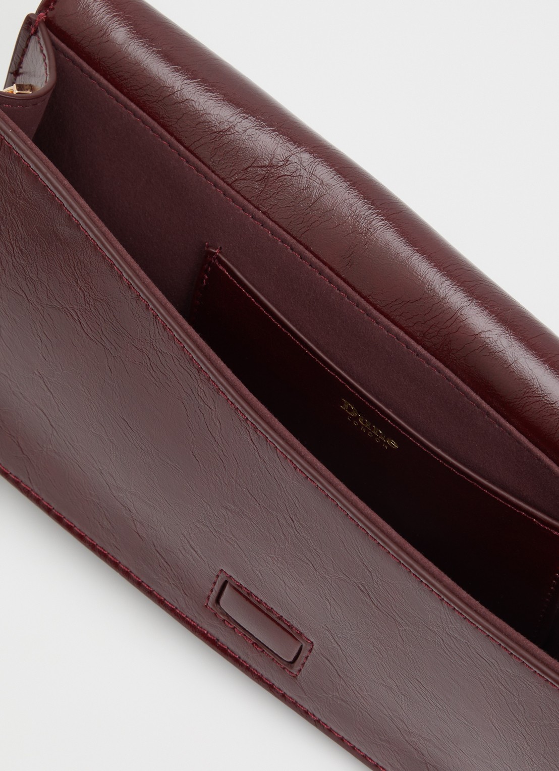 Dune London East To West Long clutch met crocostructuur - detail 3 bordeauxrood