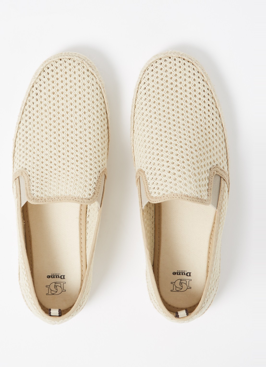 Dune London Fisherr slip-on van canvas - detail 4 donkerbeige