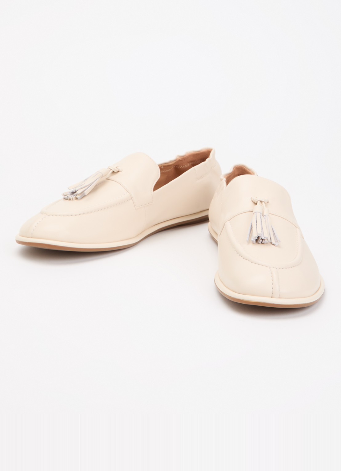 Dune London Grounding loafer van suède - detail 2 creme