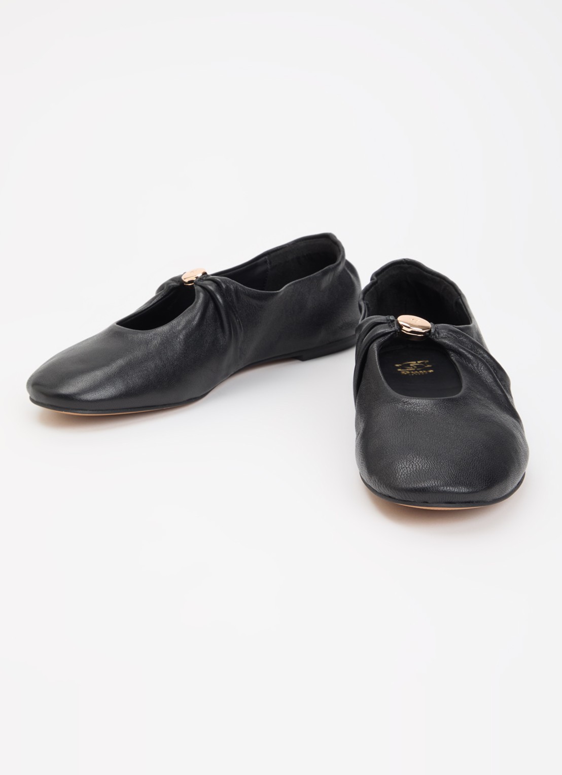 Dune London Havella ballerina van leer - detail 2 zwart