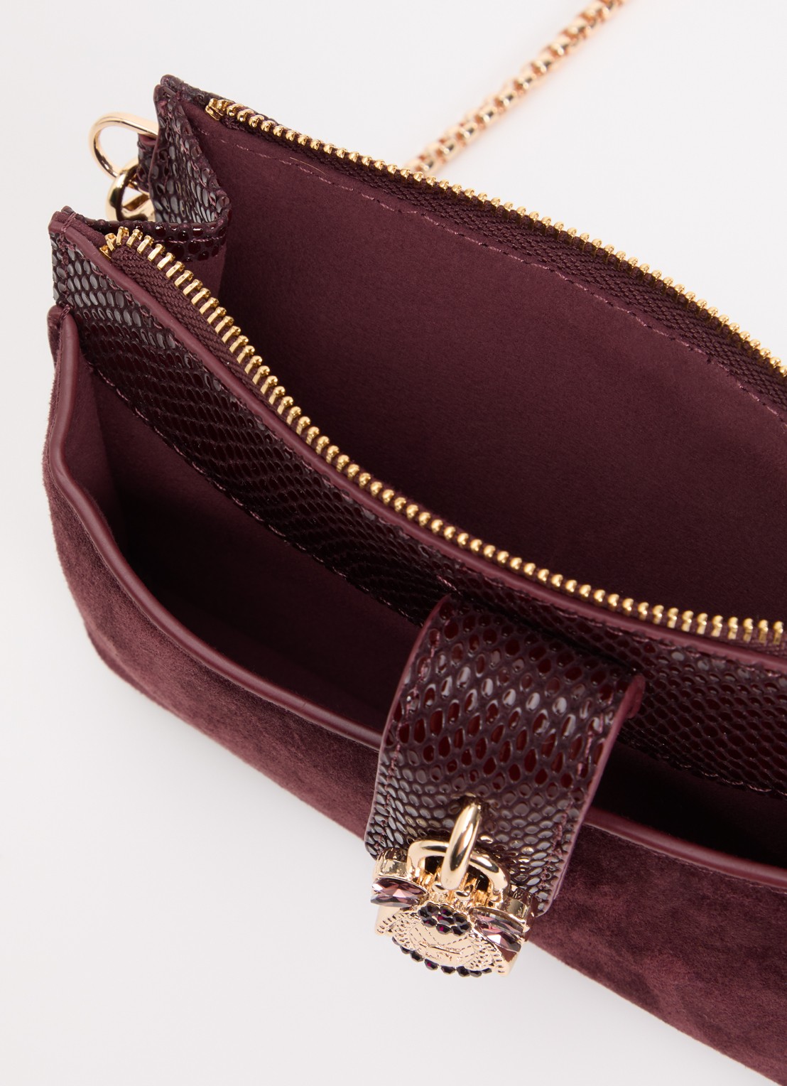 Dune London Kerrie clutch met afneembare schouderriem - detail 3 bordeauxrood