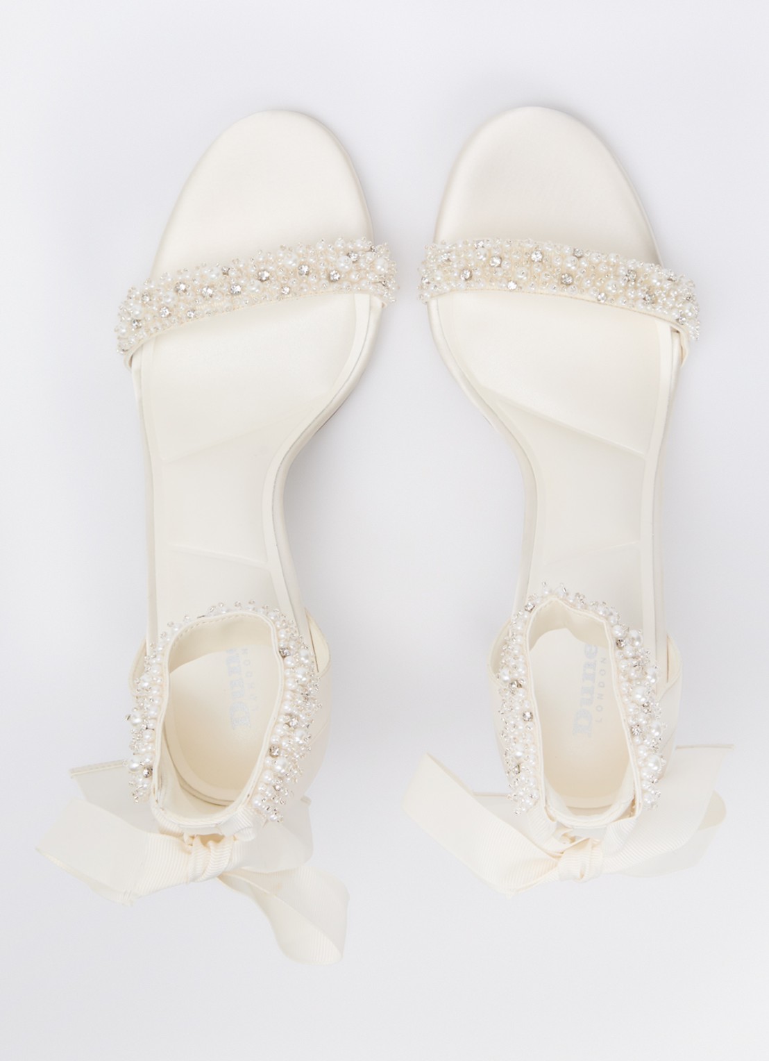 Dune London Moonstruck sandalette van satijn met strass - detail 2 ivoor