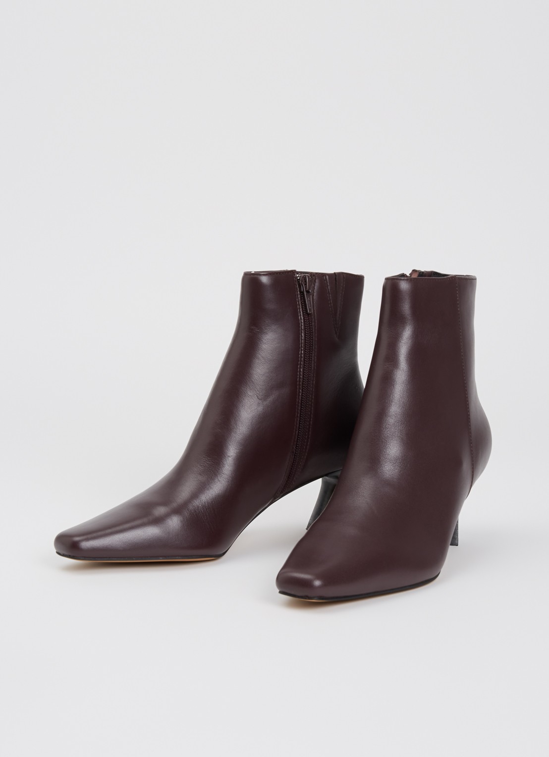 Dune London Overly enkellaarsje van leer - detail aubergine