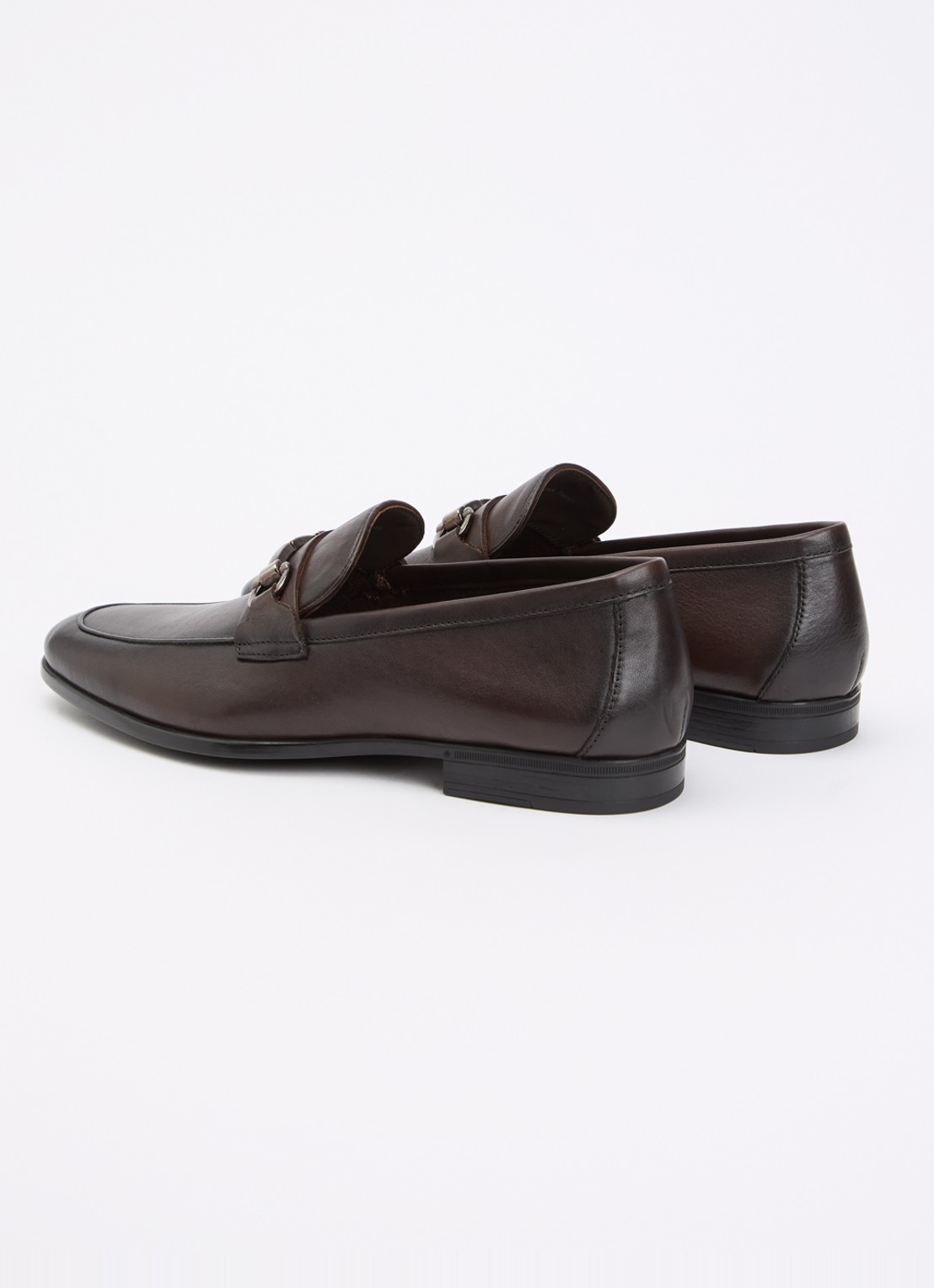Dune London Seymore loafer van leer met horsebit - achterkant 5 donkerbruin