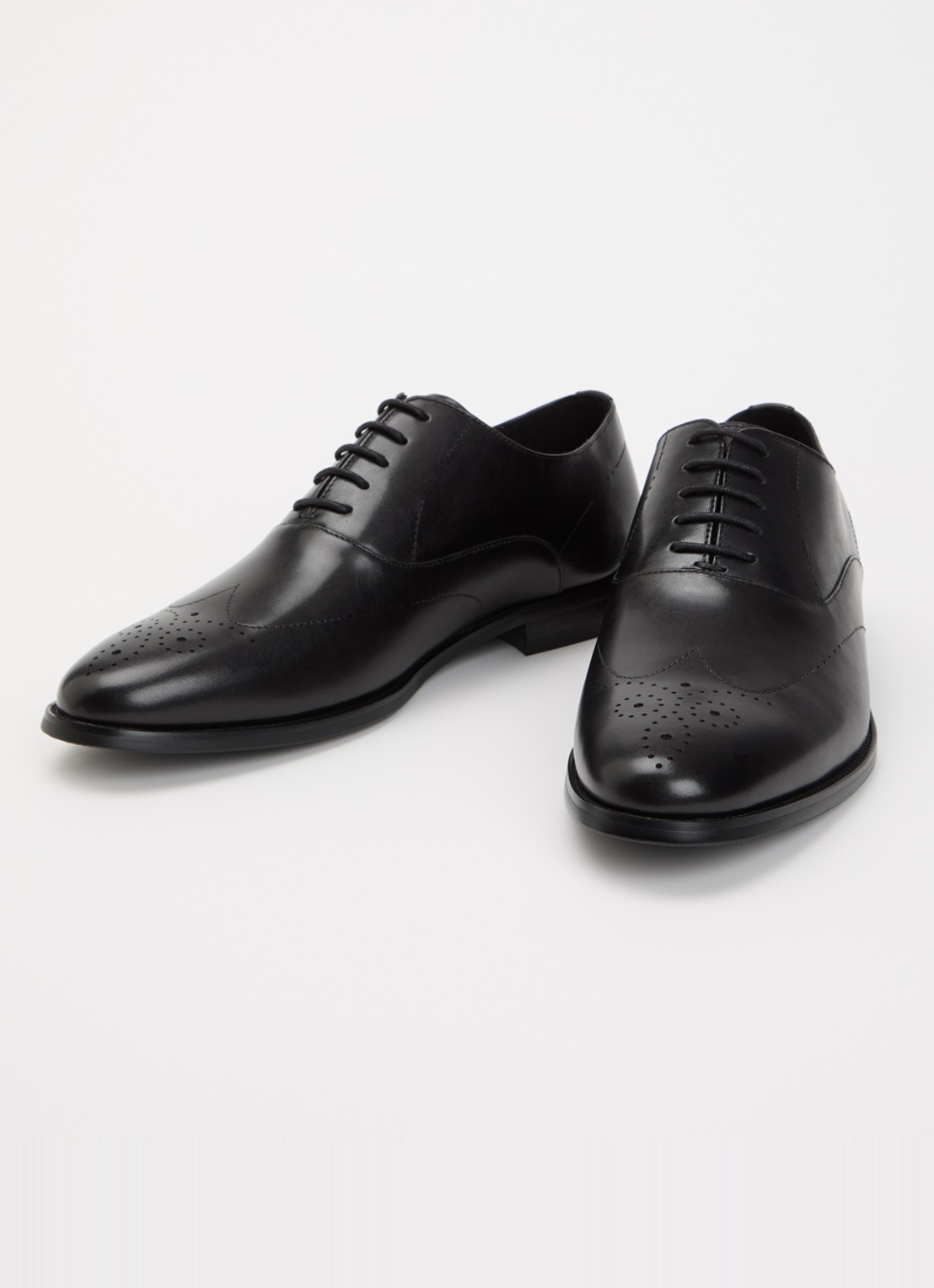 Dune London Shaay veterschoen van leer - detail zwart