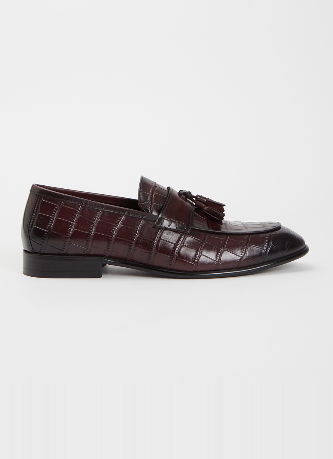Dune London Son loafer van leer met crocostructuur - voorkant bordeauxrood