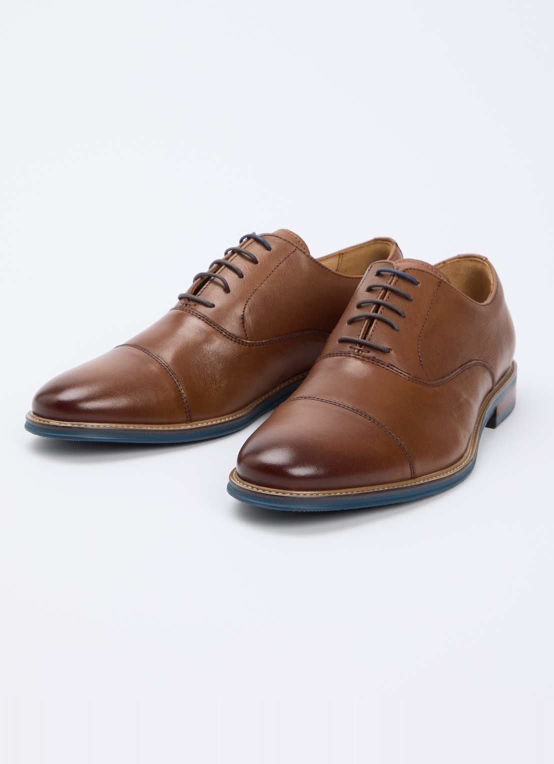 Dune London Stanlakes veterschoen van leer  - detail 3 cognac