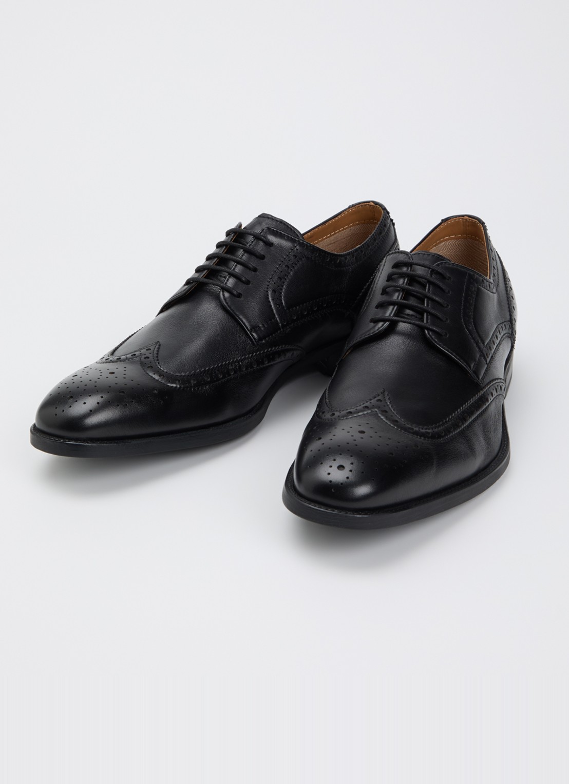 Dune London Sunni Wide Fit brogue van leer  - detail 3 zwart