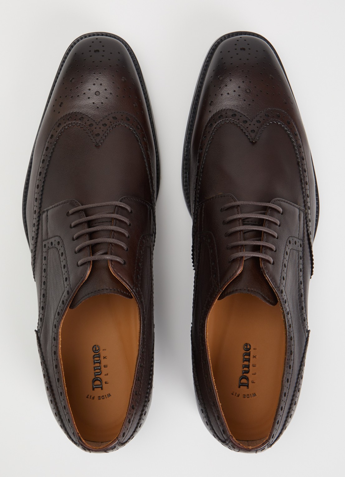 Dune London Sunni Wide Fit brogue van leer  - detail 4 donkerbruin