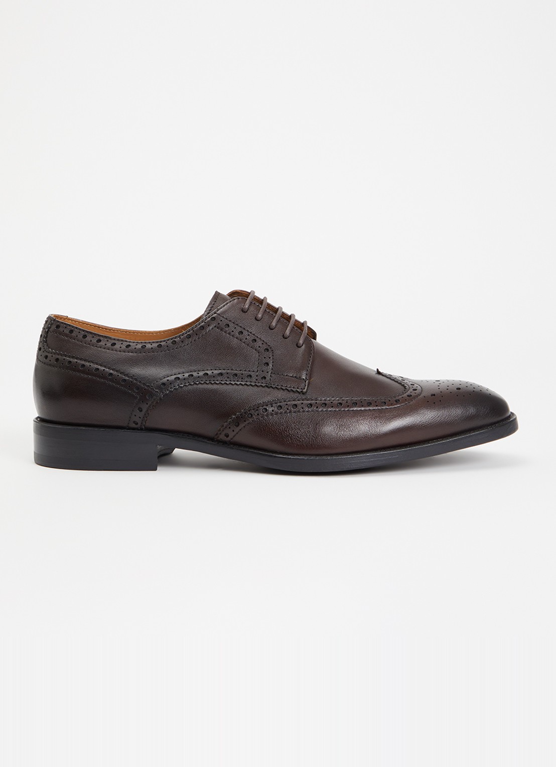 Dune London Sunni Wide Fit brogue van leer  - voorkant 2 donkerbruin