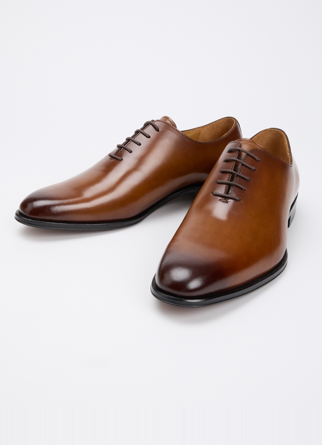 Dune London Sylvester veterschoen van leer - detail hazelnootbruin
