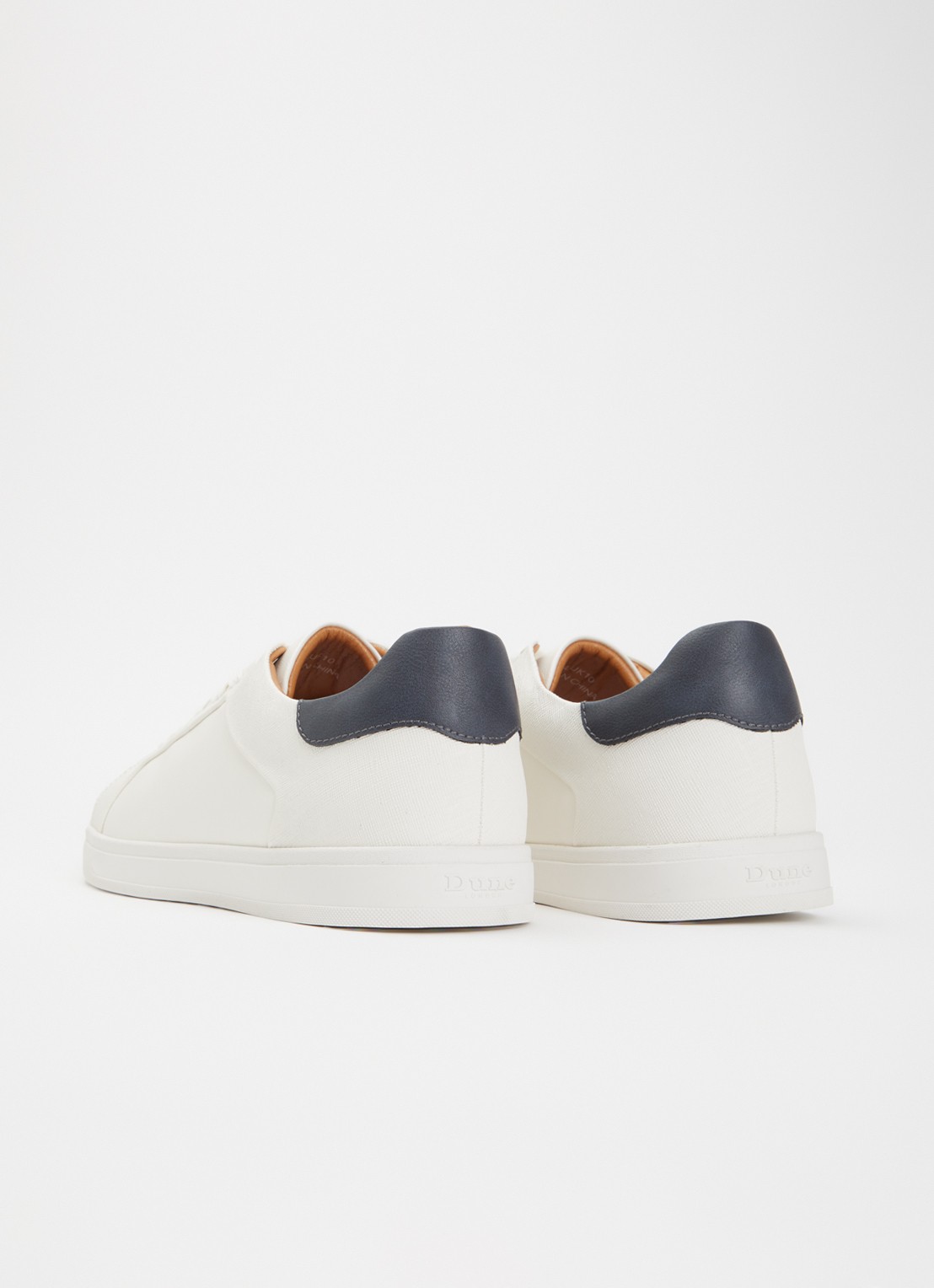 Dune London Traces sneaker met structuur en logo - achterkant 5 wit