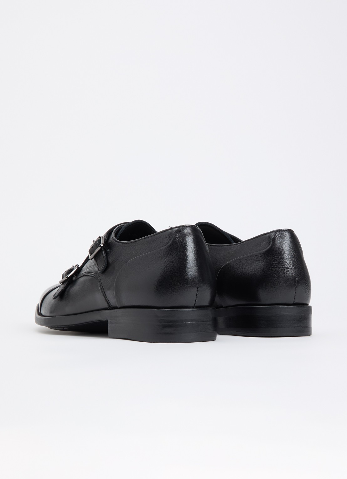 Dune London Wide Fit Satchin loafer van leer met gespdetail - achterkant zwart