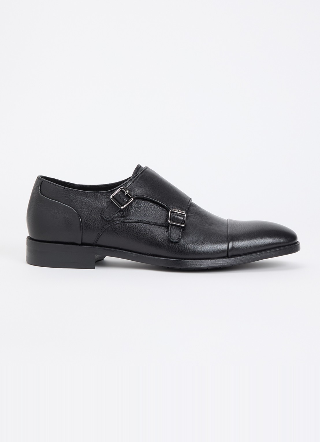 Dune London Wide Fit Satchin loafer van leer met gespdetail - voorkant 5 zwart
