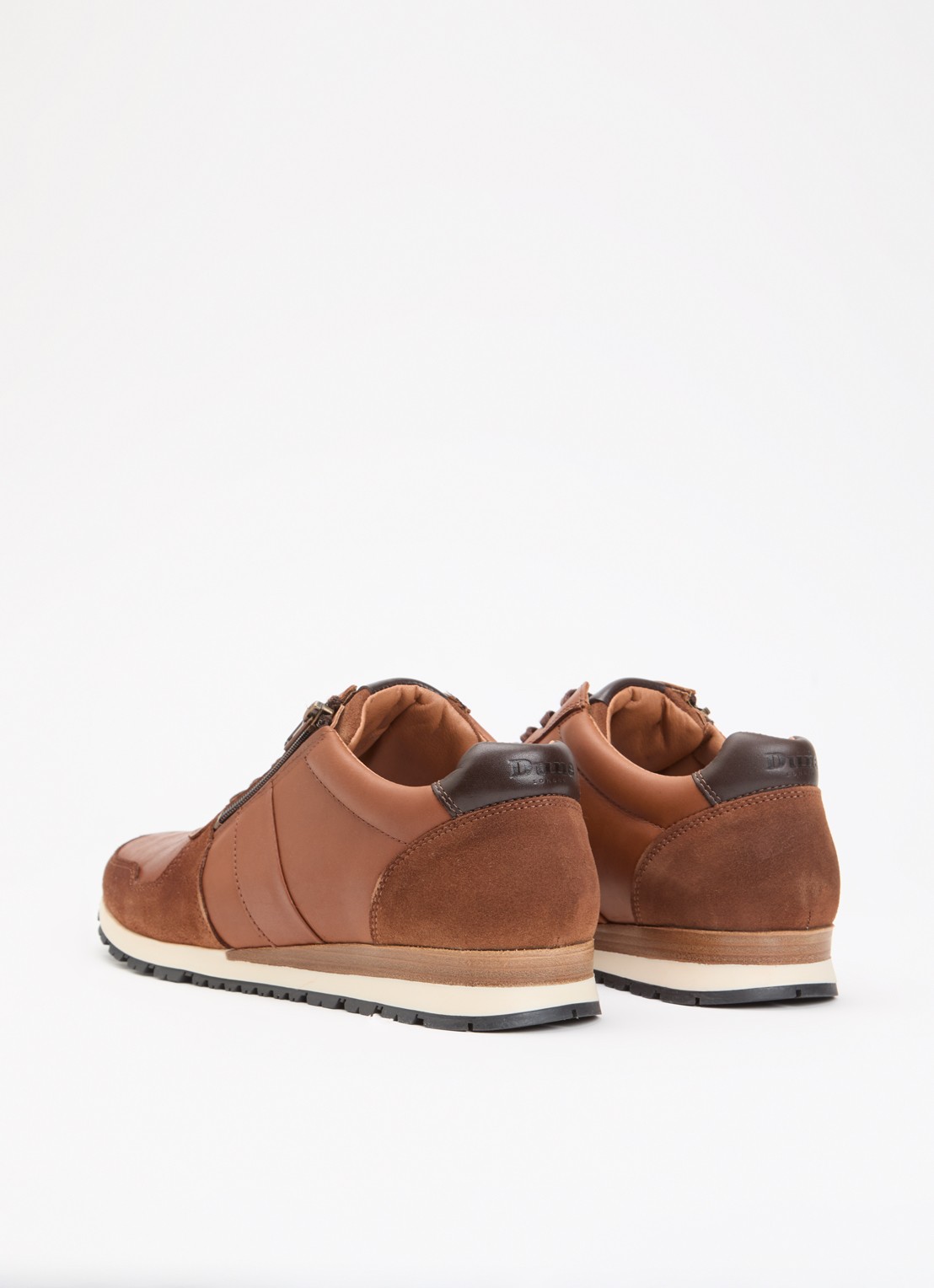 Dune London Wide Fit Thame sneaker van leer met ritsdetail  - achterkant bruin