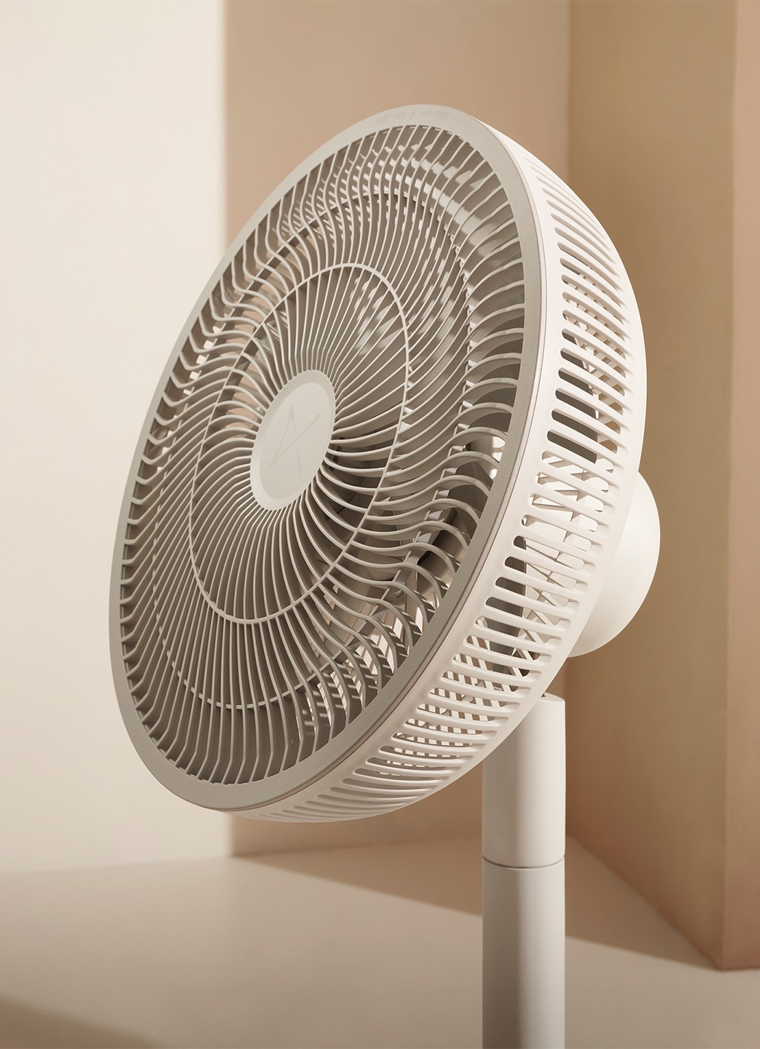 Duux Duux Whisper Essence verstelbare vloerventilator, 95 cm hoog - detail wit