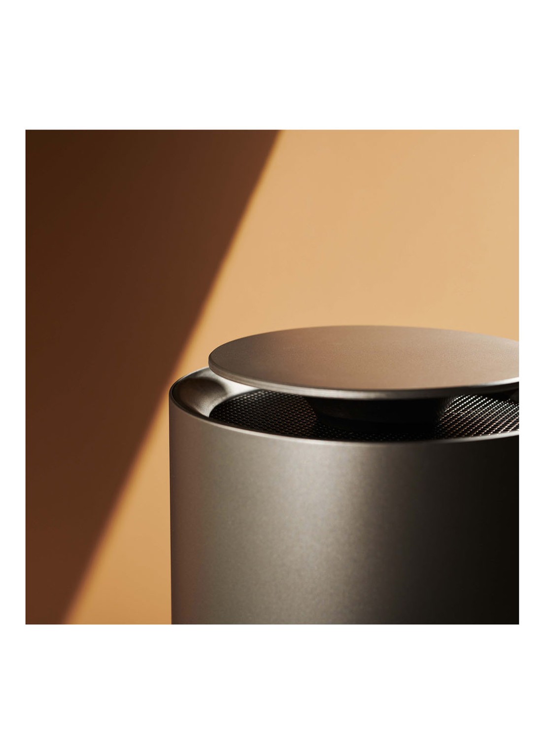 Duux Threesixty 2 Smart Keramische kachel, 29,5 cm hoog - detail grijs