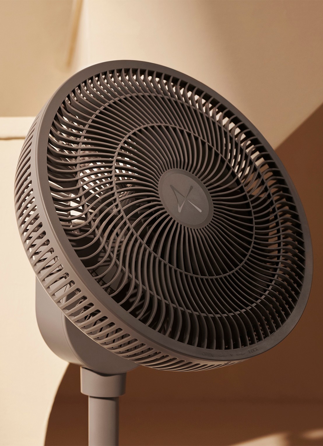 Duux Whisper Fan 3 vloerventilator - detail 5 grijs